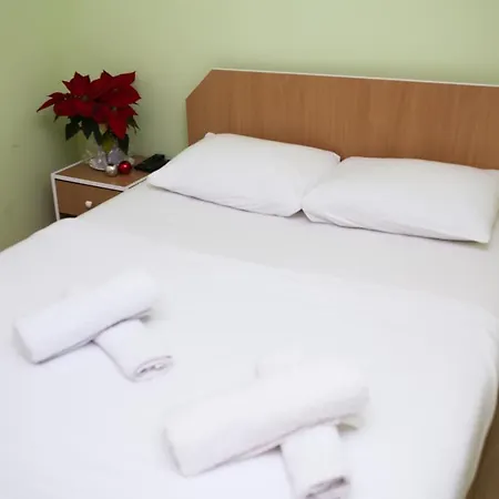 Motel Zmajevac Fruska Gora *
