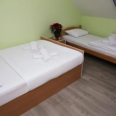 Motel Zmajevac Fruska Gora